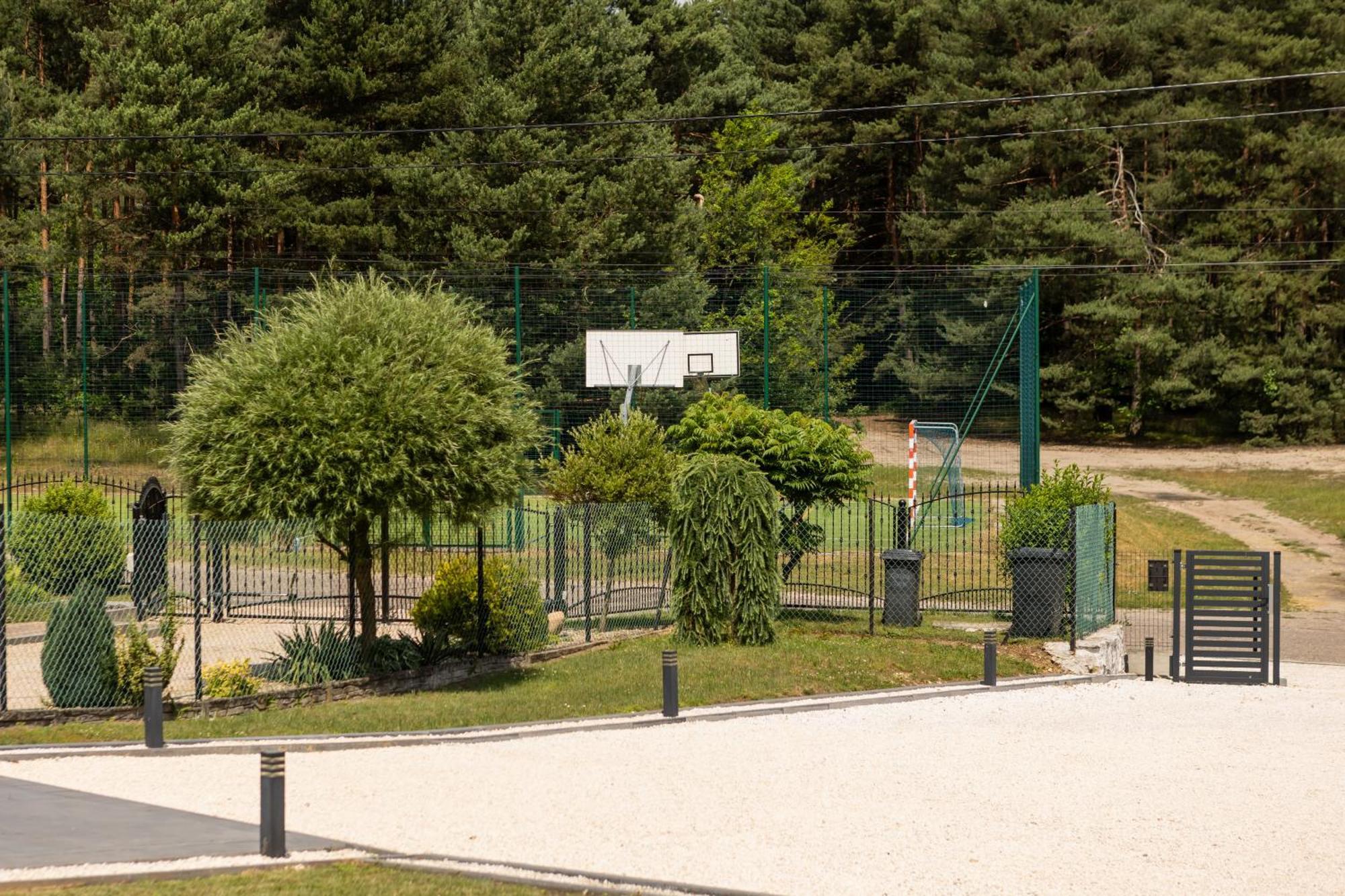 Pokoje Jurajski Zakamarek Zarki エクステリア 写真